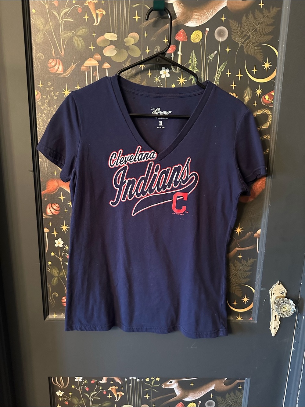 Cleveland Indians Women's Navy V-Neck Team Tee
